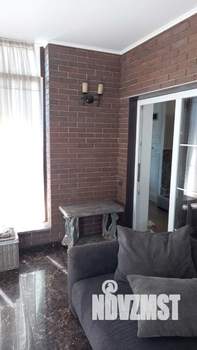 Дом 142м&sup2;, 2-этажный, участок 4 сот.  