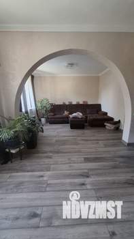 Дом 157м², 2-этажный, участок 8 сот.  