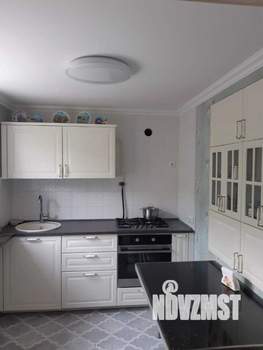 Дом 182м², 2-этажный, участок 8 сот.  