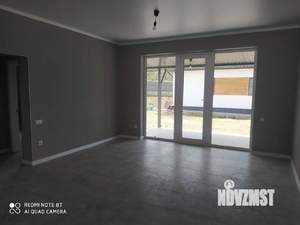 Дом 70м&sup2;, 2-этажный, участок 5 сот.  