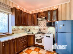 Дом 144м&sup2;, 2-этажный, участок 4 сот.  