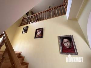 Дом 750м&sup2;, 2-этажный, участок 8 сот.  