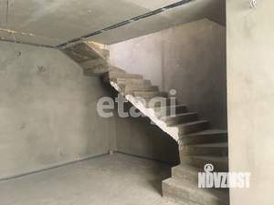Таунхаус 140м², 3-этажный, участок 1 сот.  