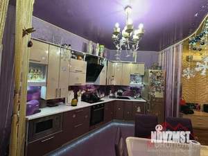 Таунхаус 100м², 2-этажный, участок 1 сот.  