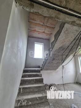 Дом 160м&sup2;, 2-этажный, участок 6 сот.  