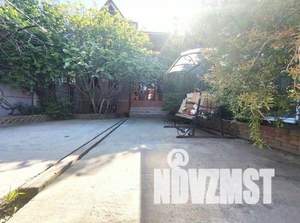 Дом 550м², 2-этажный, участок 6 сот.  