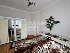 Коттедж 185м&sup2;, 3-этажный, участок 5 сот.  