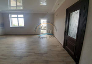 Дом 300м², 2-этажный, участок 6 сот.  