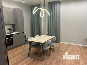 Дом 98м&sup2;, 2-этажный, участок 4 сот.  