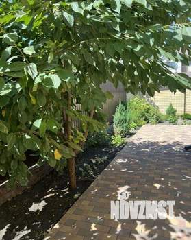 Дом 180м&sup2;, 2-этажный, участок 4 сот.  