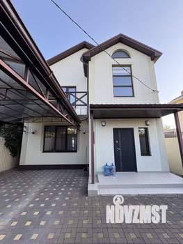 Дом 170м&sup2;, 2-этажный, участок 4 сот.  