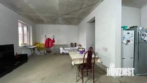 Дом 190м&sup2;, 2-этажный, участок 4 сот.  