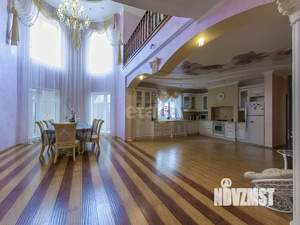 Дом 434м&sup2;, 2-этажный, участок 11 сот.  