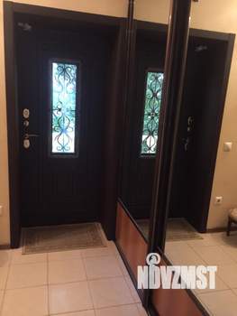 Дом 336м&sup2;, 2-этажный, участок 4 сот.  