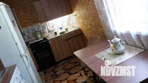 Дом 40м&sup2;, 2-этажный, участок 6 сот.  