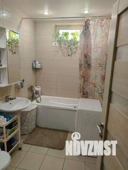 Дом 120м&sup2;, 2-этажный, участок 3 сот.  