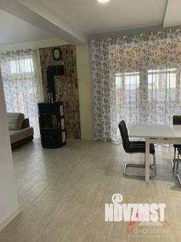 Коттедж 240м², 2-этажный, участок 8 сот.  