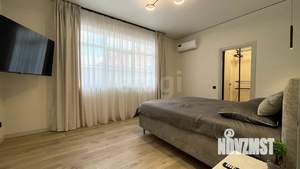 Дом 210м&sup2;, 2-этажный, участок 5 сот.  