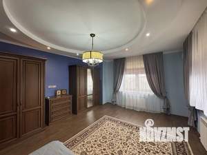 Дом 378м&sup2;, 2-этажный, участок 8 сот.  