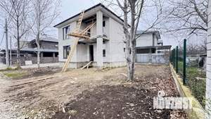 Дом 150м&sup2;, 2-этажный, участок 3 сот.  