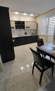 Дом 130м&sup2;, 3-этажный, участок 1 сот.  