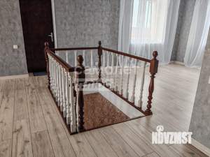 Дом 165м&sup2;, 2-этажный, участок 8 сот.  