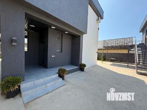 Дом 350м², 2-этажный, участок 6 сот.  