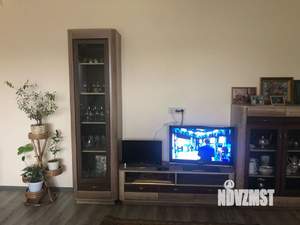 Дом 180м&sup2;, 2-этажный, участок 5 сот.  