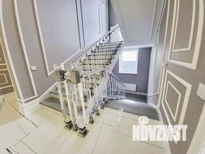 Коттедж 643м&sup2;, 2-этажный, участок 10 сот.  