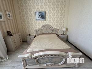 Дом 499м&sup2;, 3-этажный, участок 10 сот.  