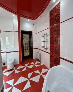 Дом 485м&sup2;, 2-этажный, участок 7 сот.  