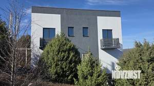 Дом 208м&sup2;, 2-этажный, участок 6 сот.  