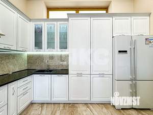 Дом 387м&sup2;, 2-этажный, участок 6 сот.  