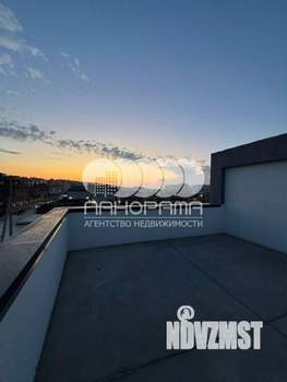 Дом 210м&sup2;, 2-этажный, участок 3 сот.  