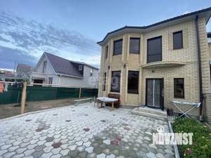 Дом 135м&sup2;, 2-этажный, участок 4 сот.  