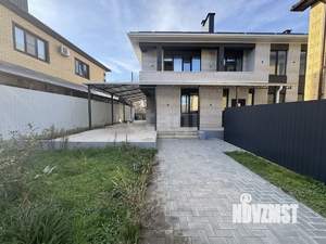 Дом 219м&sup2;, 2-этажный, участок 6 сот.  