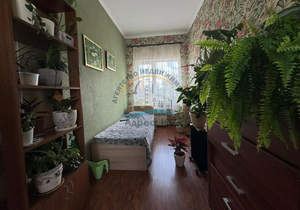 Дом 67м&sup2;, 3-этажный, участок 2 сот.  