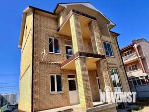 Дом 250м&sup2;, 3-этажный, участок 7 сот.  