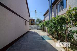 Дом 152м&sup2;, 2-этажный, участок 4 сот.  