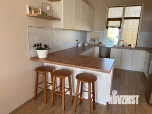 Дом 140м&sup2;, 1-этажный, участок 9 сот.  