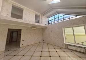 Дом 225м², 2-этажный, участок 7 сот.  