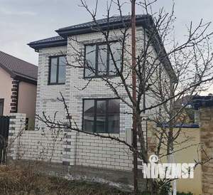 Дом 140м², 2-этажный, участок 6 сот.  