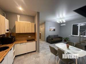 Дом 106м&sup2;, 2-этажный, участок 4 сот.  