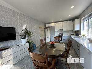 Дом 80м&sup2;, 2-этажный, участок 5 сот.  