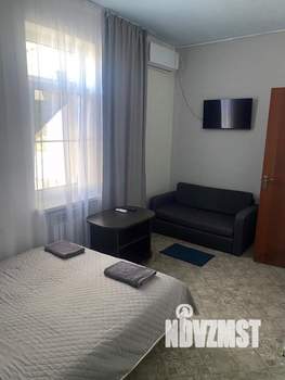 Дом 440м&sup2;, 2-этажный, участок 8 сот.  