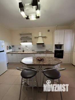 Дом 108м², 2-этажный, участок 2 сот.  