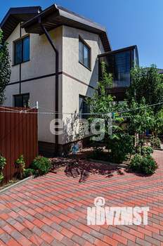 Дом 94м&sup2;, 2-этажный, участок 4 сот.  