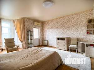 Дом 101м&sup2;, 2-этажный, участок 3 сот.  