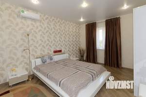 Дом 214м&sup2;, 2-этажный, участок 9 сот.  