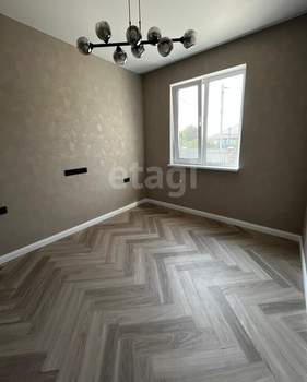 Дом 170м&sup2;, 2-этажный, участок 5 сот.  